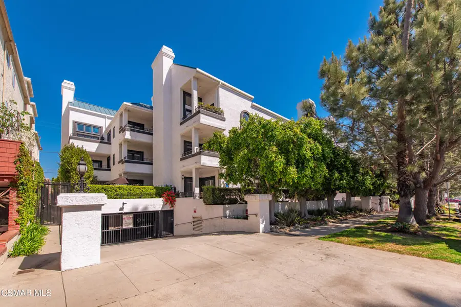 1133 9th Street #301, Santa Monica, CA 90403 - #2