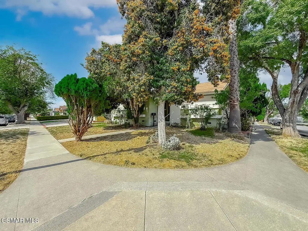 7455 Donna Avenue, Reseda, CA 91335 - #1