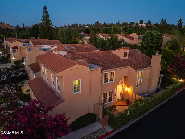 23056 Park Privado, Calabasas, CA 91302