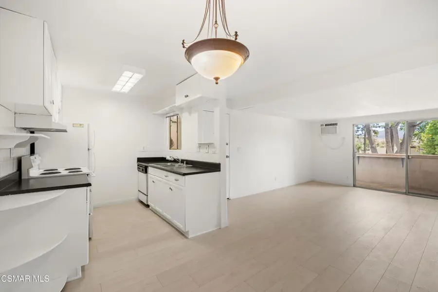 28947 E Thousand Oaks Boulevard #243, Agoura Hills, CA 91301 - #2