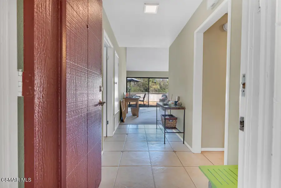 596 Via Novella, Oak Park, CA 91377 - #3