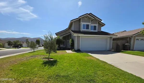 208 Calle Tamega, Camarillo, CA 93012
