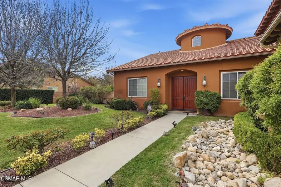 9651 Sagebrush Avenue, Chatsworth, CA 91311 - #3