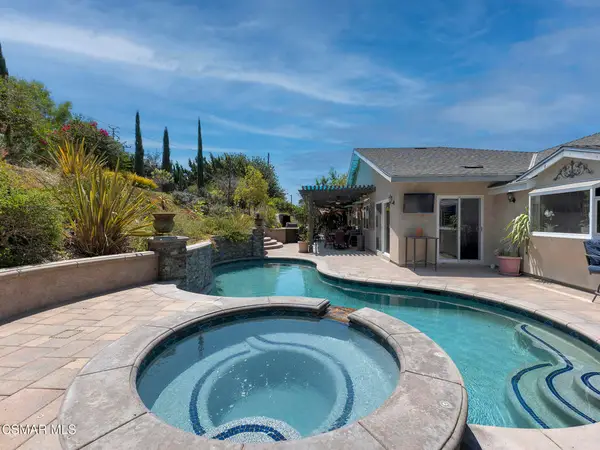 1450 Calle Avellano, Thousand Oaks, CA 91360