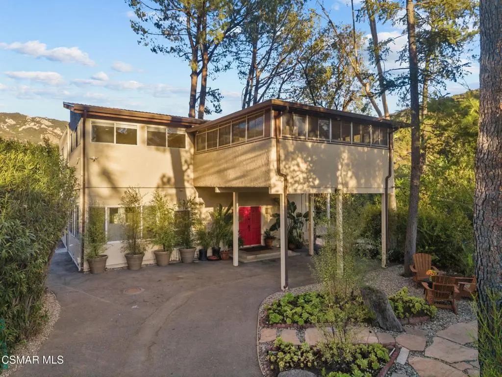 2025 Mckain Street, Calabasas, CA 91302 - #1