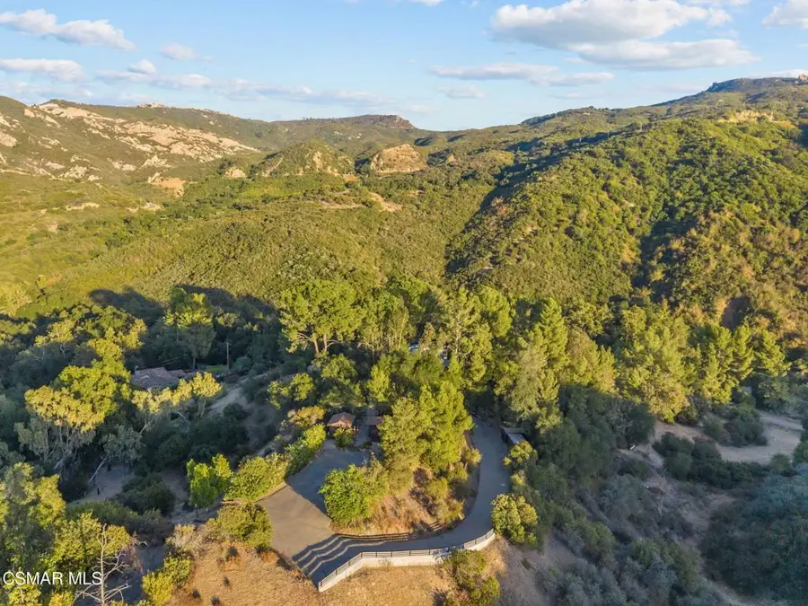 2025 Mckain Street, Calabasas, CA 91302 - #3