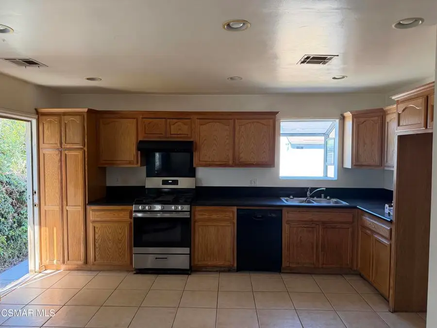 8847 Lindley Avenue, Northridge, CA 91325 - #2