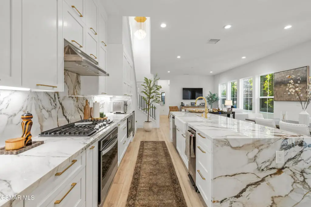 20811 W Bur Oak Circle, Porter Ranch, CA 91326 - #1