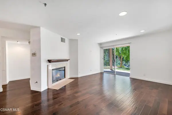 5744 Oak Bend Lane #108, Oak Park, CA 91377