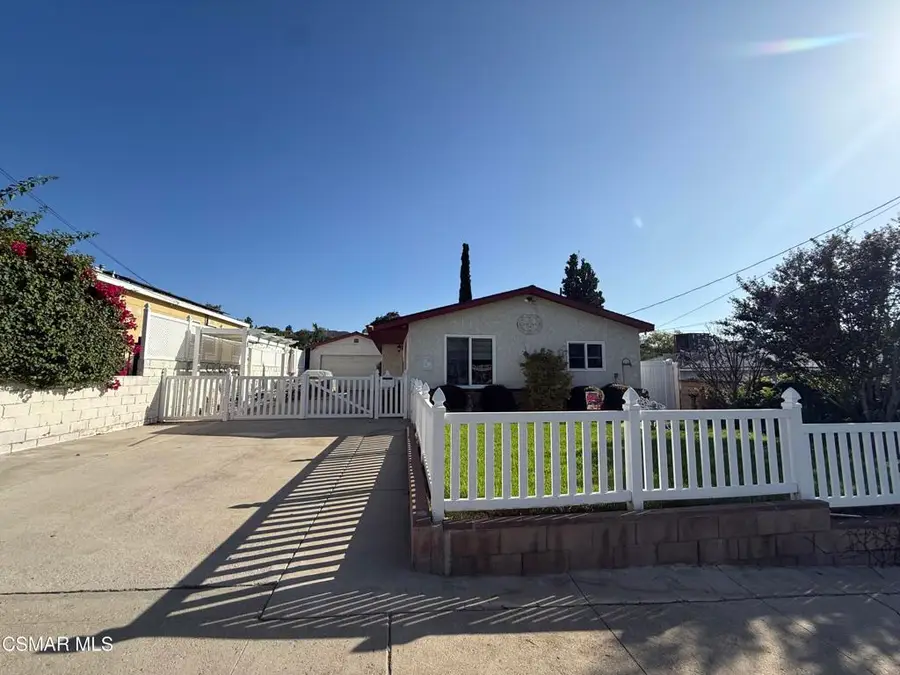 7860 Fenwick Street, Sunland, CA 91040 - #2