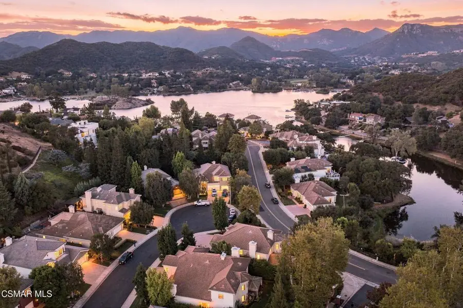 219 Baybrook Court, Lake Sherwood, CA 91361 - #3