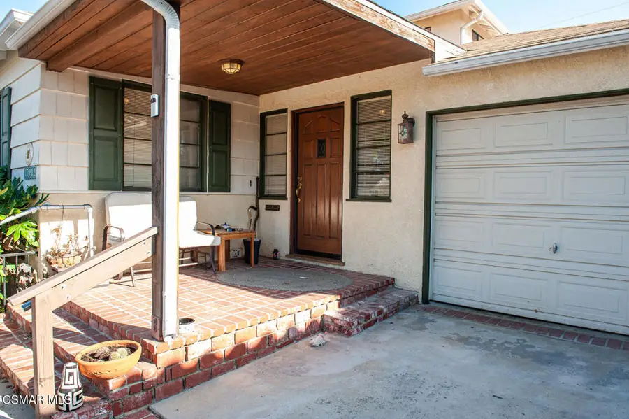 17912 Tiara Street, Encino, CA 91316 - #3