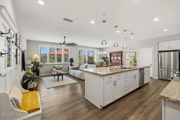 242 Morro Way #2, Simi Valley, CA 93065