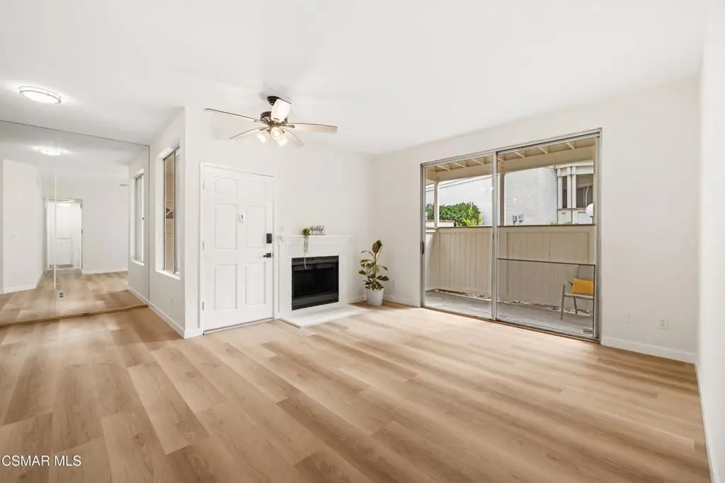 2456 Pleasant Way #E, Thousand Oaks, CA 91362 - #1