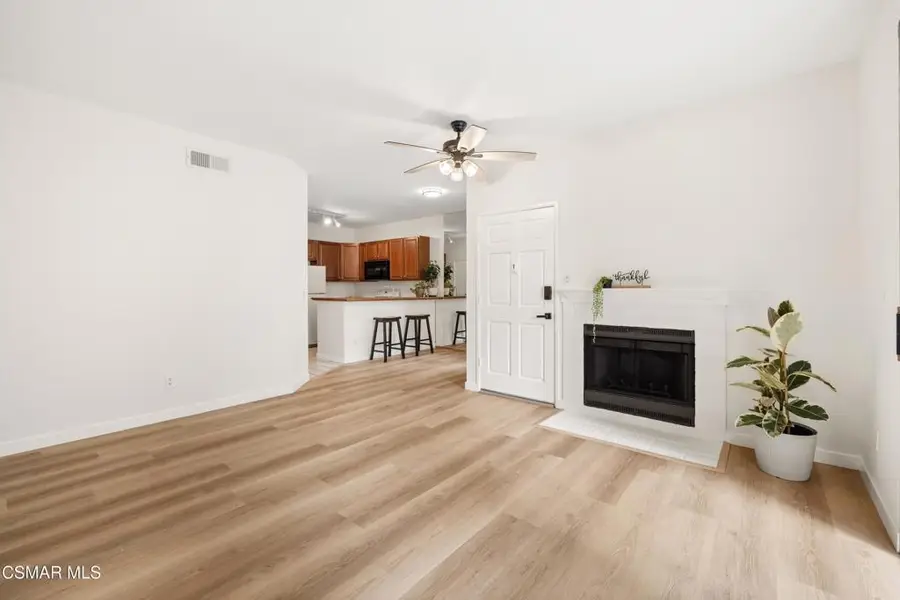 2456 Pleasant Way #E, Thousand Oaks, CA 91362 - #2