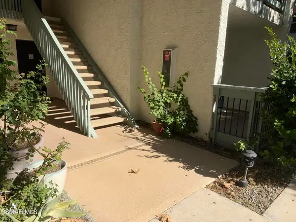 4720 Park Granada #210, Calabasas, CA 91302