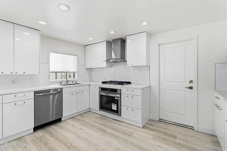 2046 Denny Street, Simi Valley, CA 93065 - #2