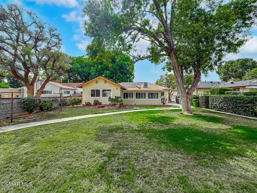 7654 Wish Avenue, Lake Balboa, CA 91406 - #3