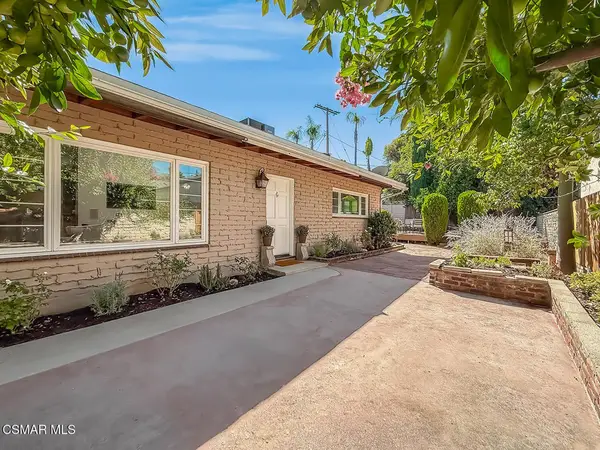 21222 Martinez Street, Woodland Hills, CA 91364
