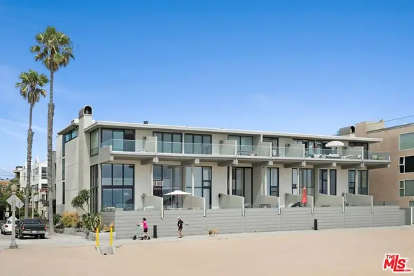 6 Voyage Street #101, Marina Del Rey, CA 90292