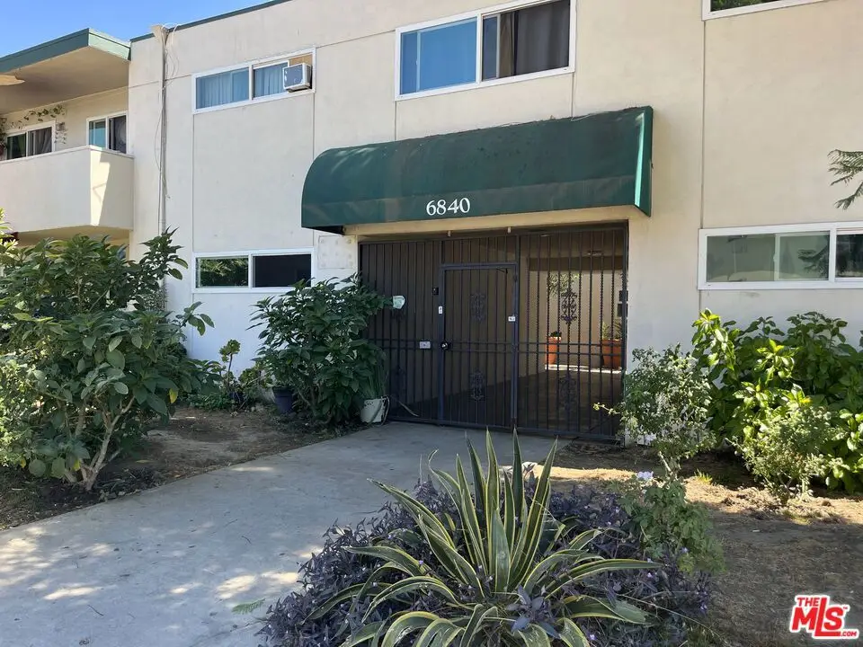 6840 Kester Avenue, Van Nuys, CA 91405 - #1
