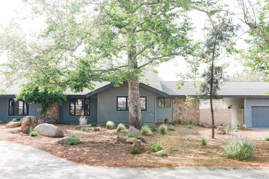 28114 Queensbridge Rd, Valley Center, CA 92082 - #3