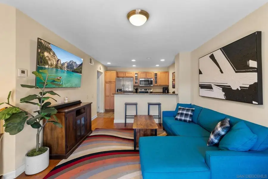 15273 Maturin Dr 28, San Diego, CA 92127 - Image #2