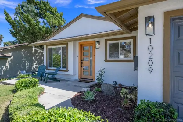 10209 Maple Tree Rd, Santee, CA 92071