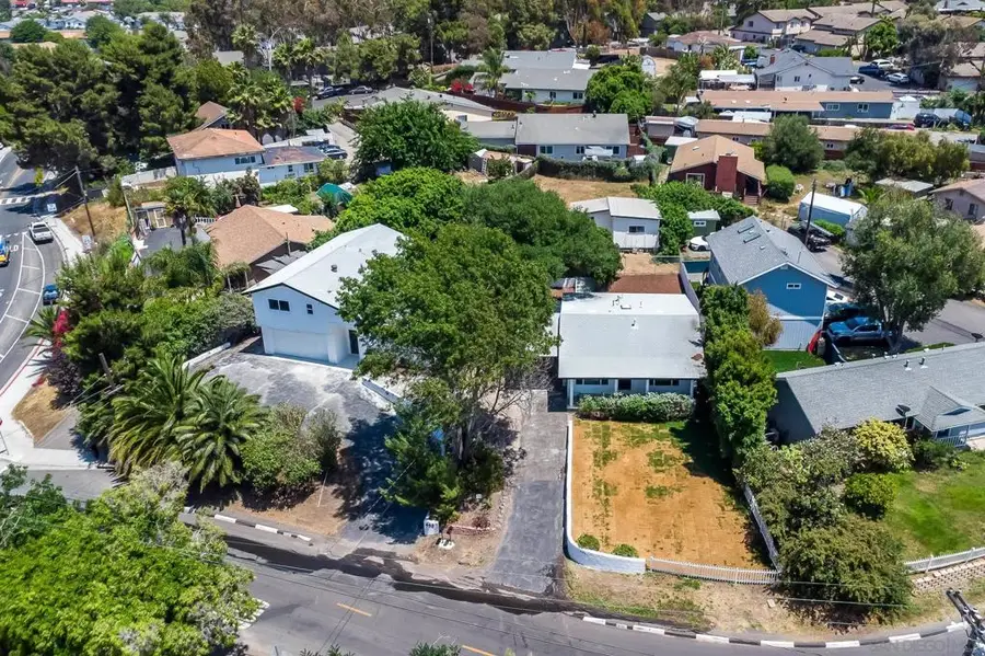 440 448 W Los Angeles Dr, Vista, CA 92083 - Image #3