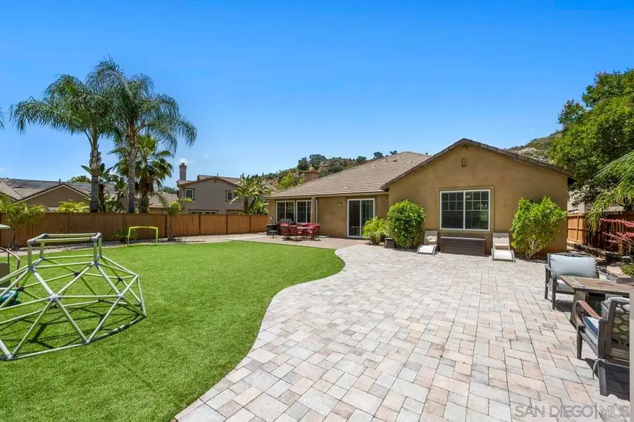 2928 Burnet Dr, Escondido, CA 92027 - Image #3