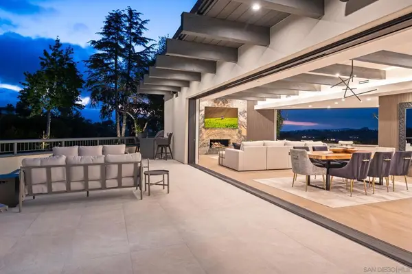 5465 Avenida Maravillas, Rancho Santa Fe, CA 92067