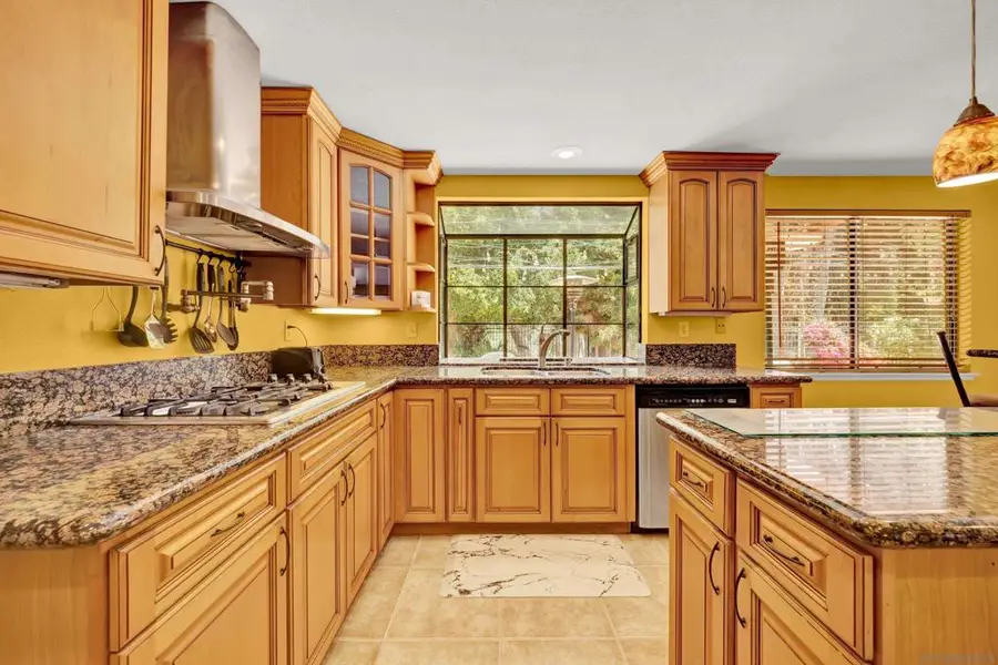 2010 Palsero Ave, Escondido, CA 92029 - Image #3