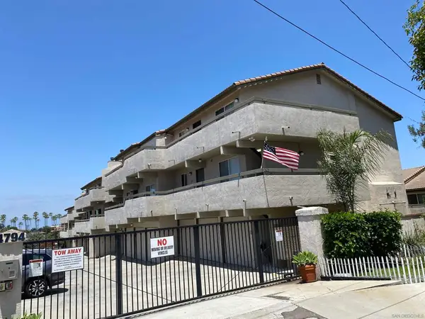 4794 Arizona Street #104, San Diego, CA 92116