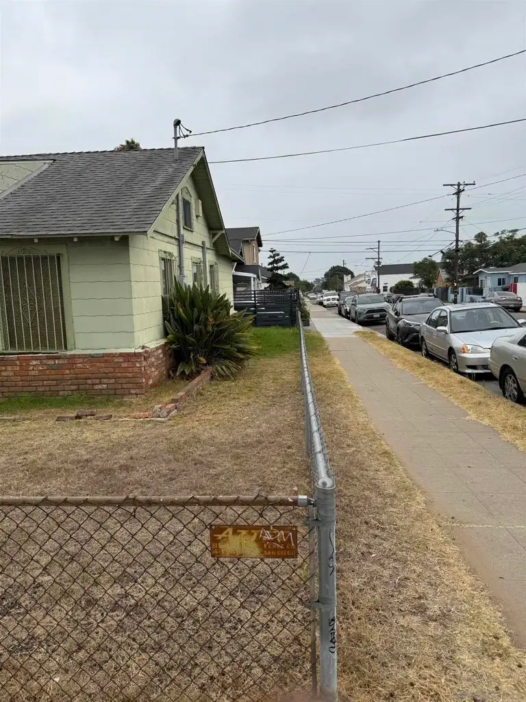 3203 Webster Ave, San Diego, CA 92113 - #3