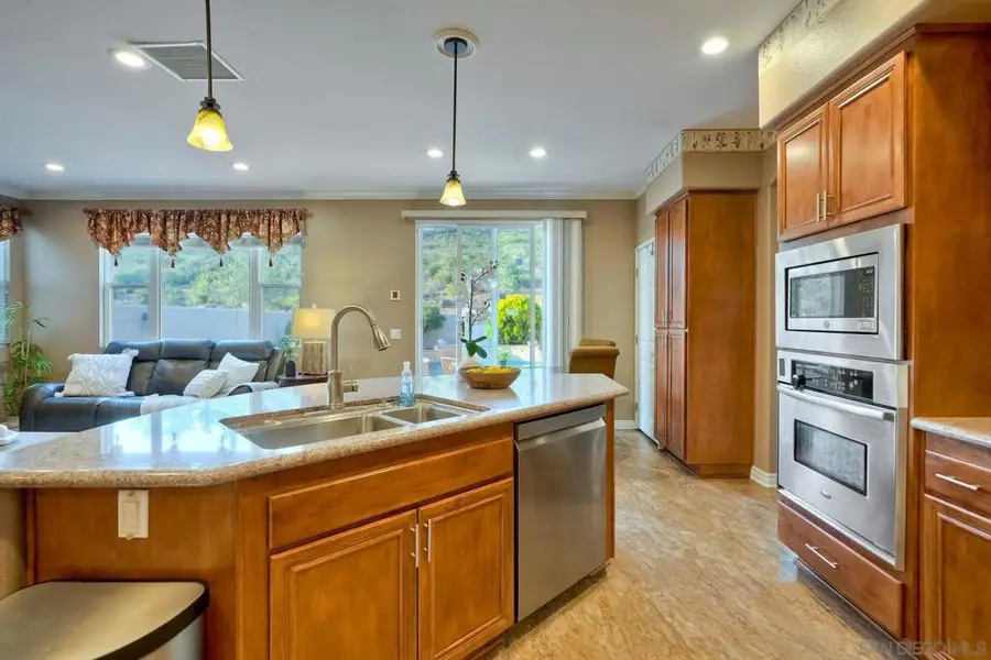 11954 Cypress Valley Drive, San Diego, CA 92131 - Image #2