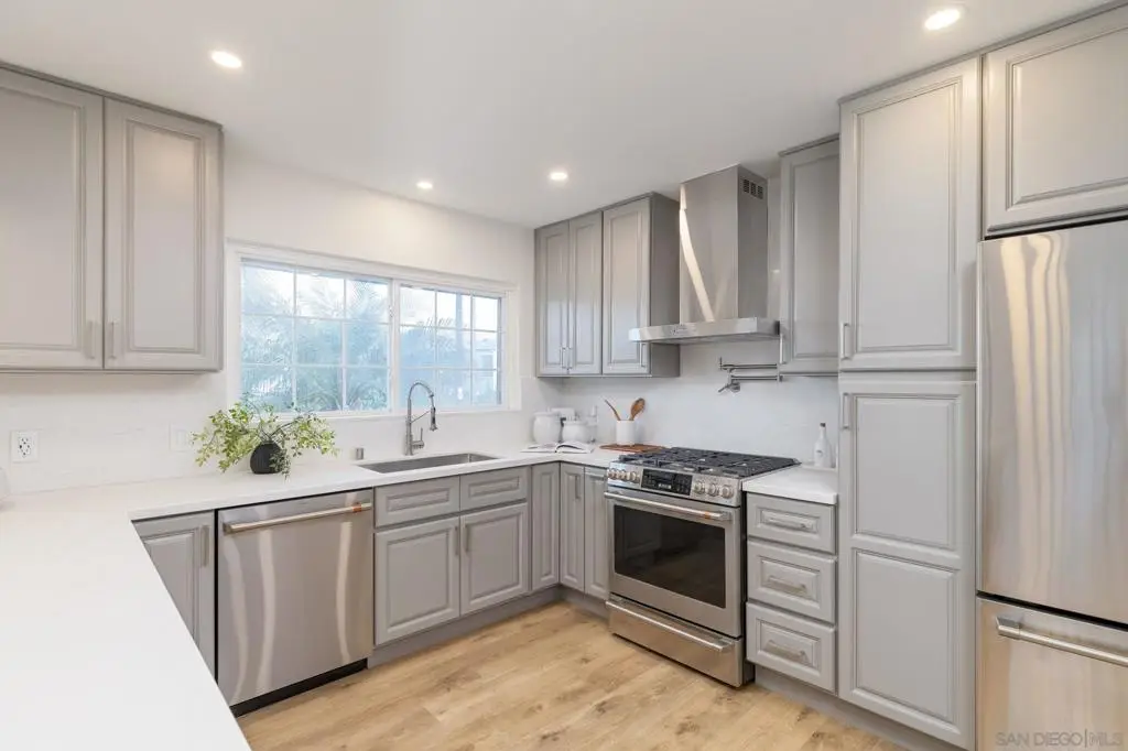 1674 Evergreen Street, San Diego, CA 92106 - Image #1