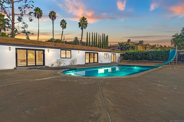 12821 Avenida La Valencia, Poway, CA 92064