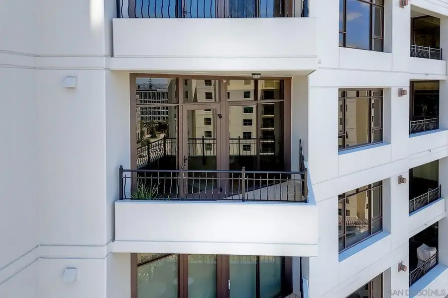 700 W Harbor Dr #1306, San Diego, CA 92101 - #3
