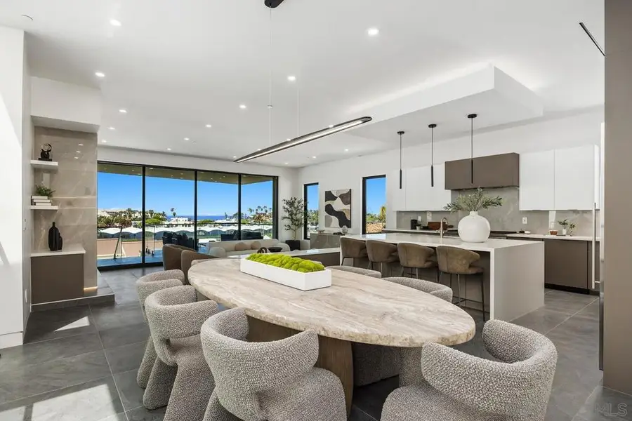 147 S Rios Ave, Solana Beach, CA 92075 - Image #3