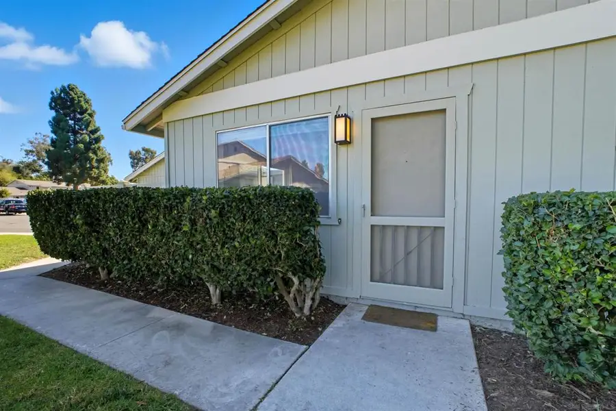1908 Shady Acre Cir, Encinitas, CA 92024 - Image #2