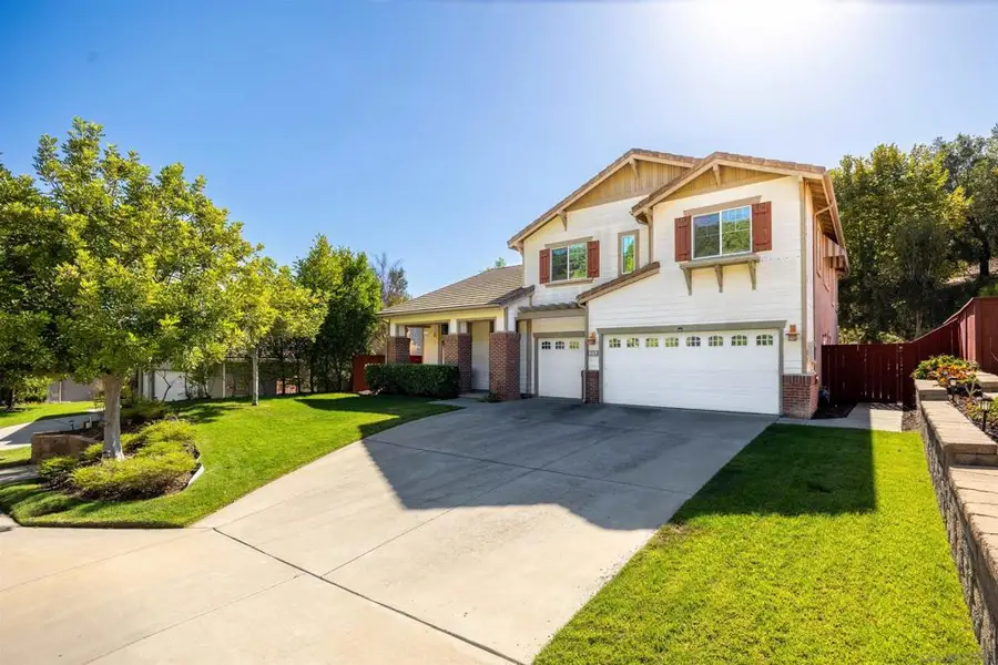 273 Oak Valley Ln, Escondido, CA 92027 - Image #2