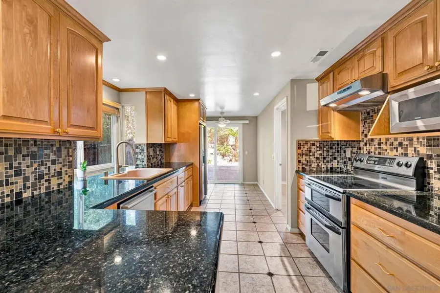 3710 Old Cobble Road, San Diego, CA 92111 - Image #2