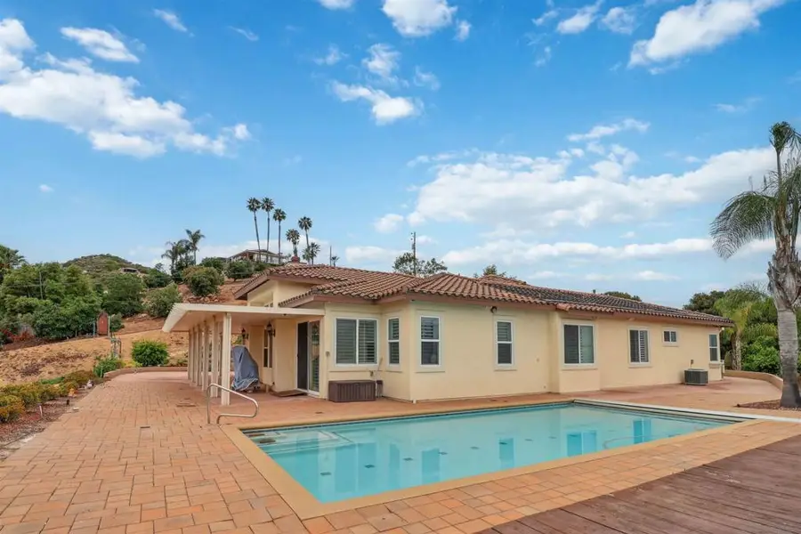 2387 Country Heights Rd., Escondido, CA 92026 - Image #2