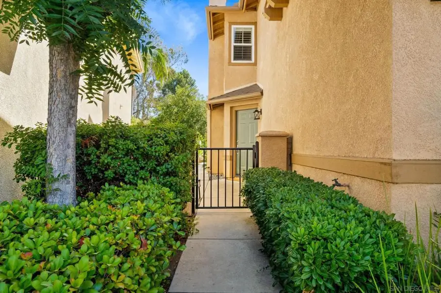 1942 Arbor Glen, Escondido, CA 92025 - Image #3