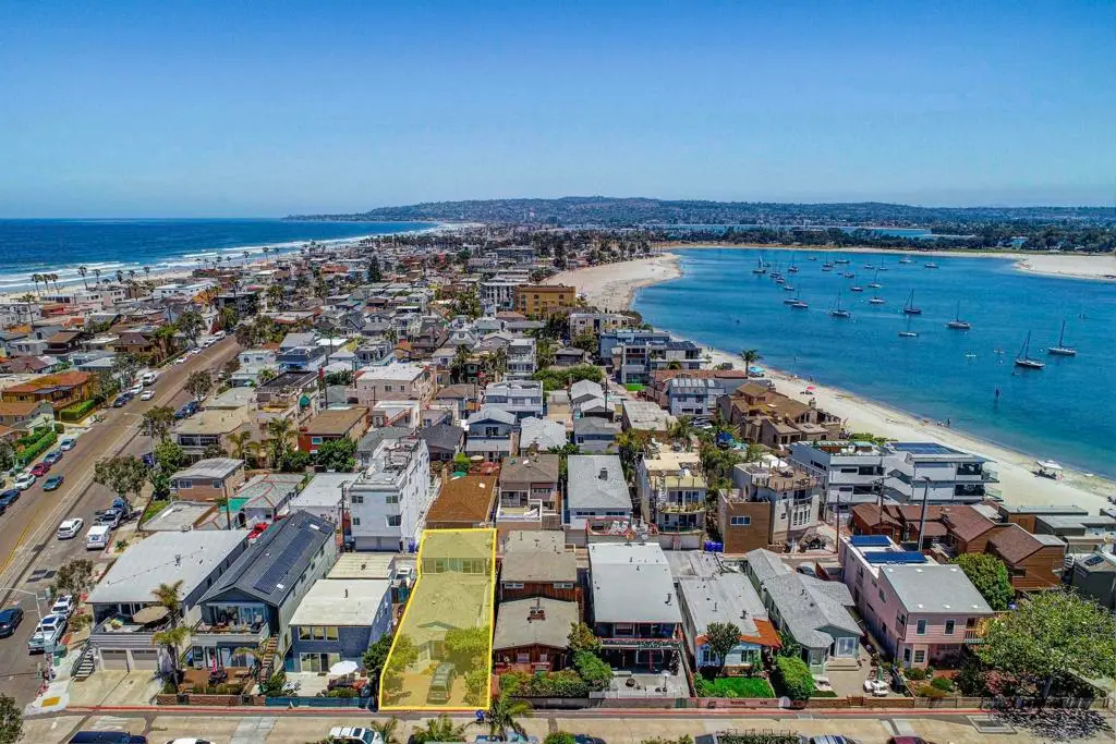814 San Luis Rey Place, San Diego, CA 92109 - #1