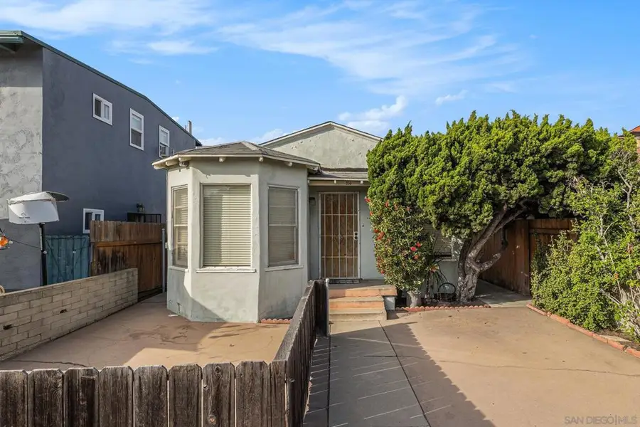 814 San Luis Rey Place, San Diego, CA 92109 - #2