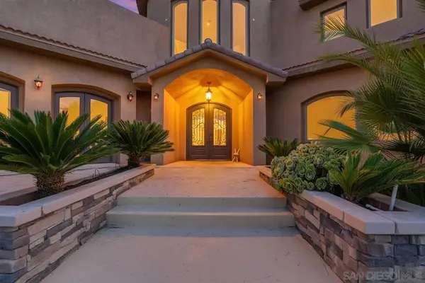 3034 Mountain View Dr, Escondido, CA 92027