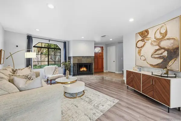 9270 Towne Centre Dr #31, San Diego, CA 92121