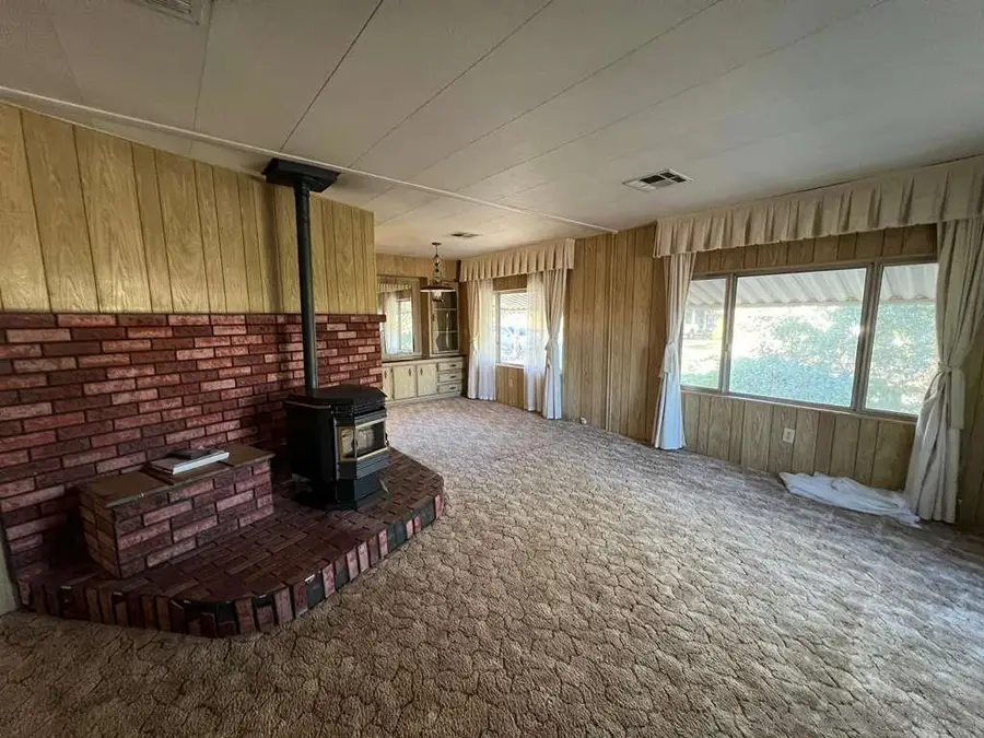 101 Jones St, Bodfish, CA 93205 - Image #3