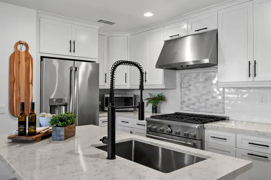 2730 E Evans Rd #9, San Diego, CA 92106 - Image #3